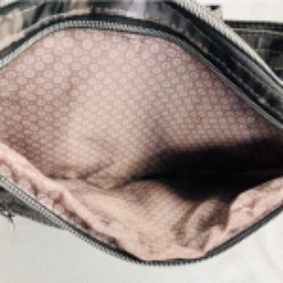 Lug Boomerang Sling Crossbody Bag Fanny-Pack Convertible Camo Brown Travel NWOT - Picture 8 of 11